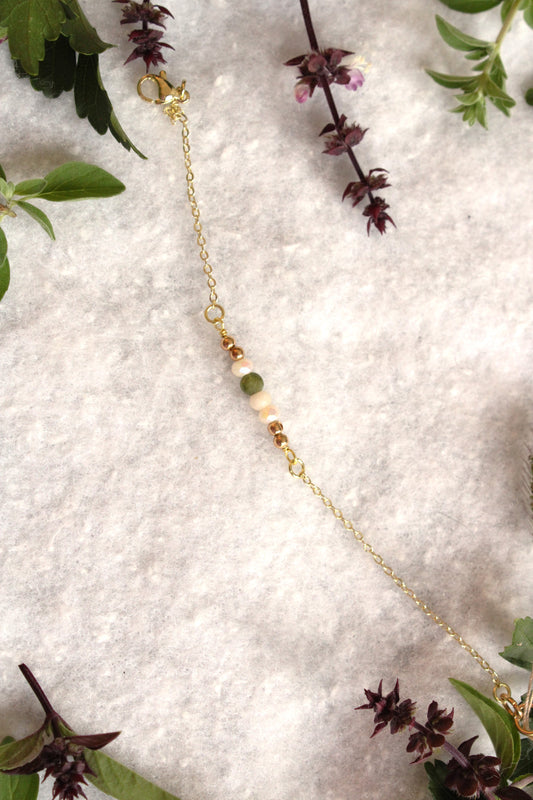 Dainty Gold Chain Bracelet with Faceted Stone Beads
